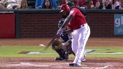 Beltre, 'pen help Rangers keep pace in playoff chase