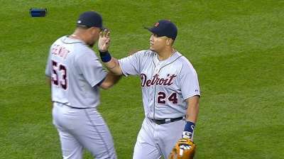 Tigers take first step toward defending AL crown