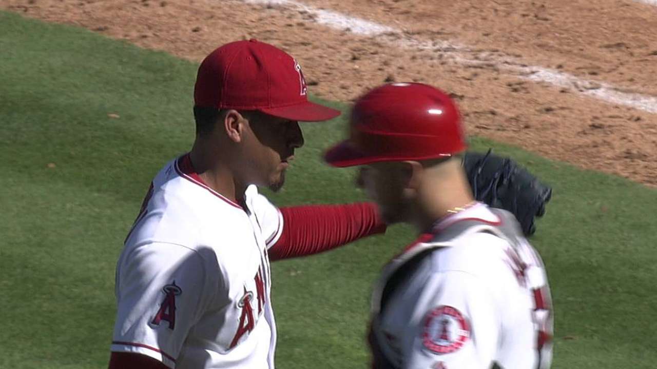 Angels avoid arbitration with Frieri, Salas