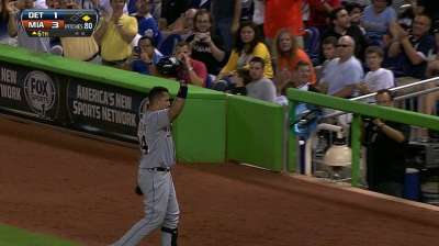 Miggy claims third straight AL batting title