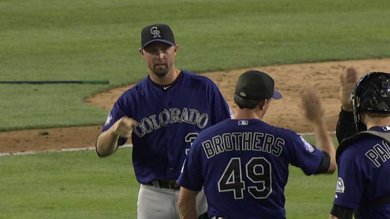 Brothers eager to pitch, regardless of inning