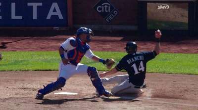 Wright, Young named Gold Glove finalists
