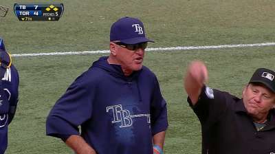 Maddon gets heated, tossed in crucial inning