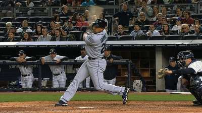 Cora among finalists for new Mariners skipper