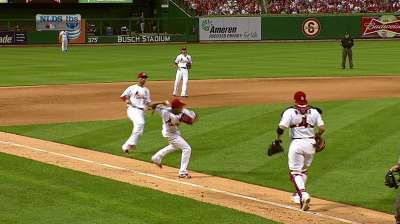 Matheny finds spot to give young relievers work