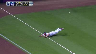 Gattis in left as Braves stick with offense in outfield