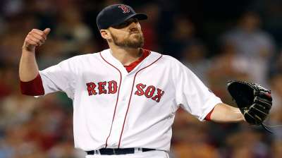 Lackey looks to give Sox commanding 2-0 ALDS edge
