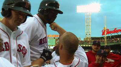Napoli embodies even-keeled nature of Red Sox
