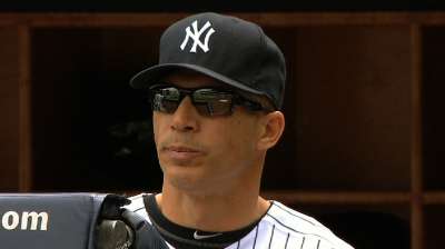Girardi signs four-year extension with Yankees