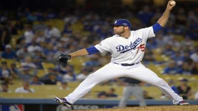 Dodgers shift to righty-heavy 'pen for NLCS roster