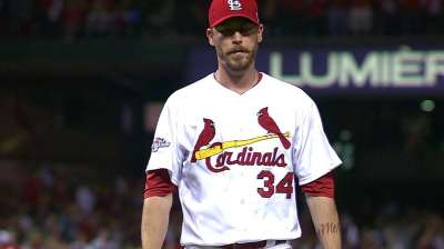 After opening year as Crew closer, Axford in Fall Classic