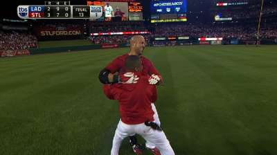 Beltran's October heroics continue in NLCS opener