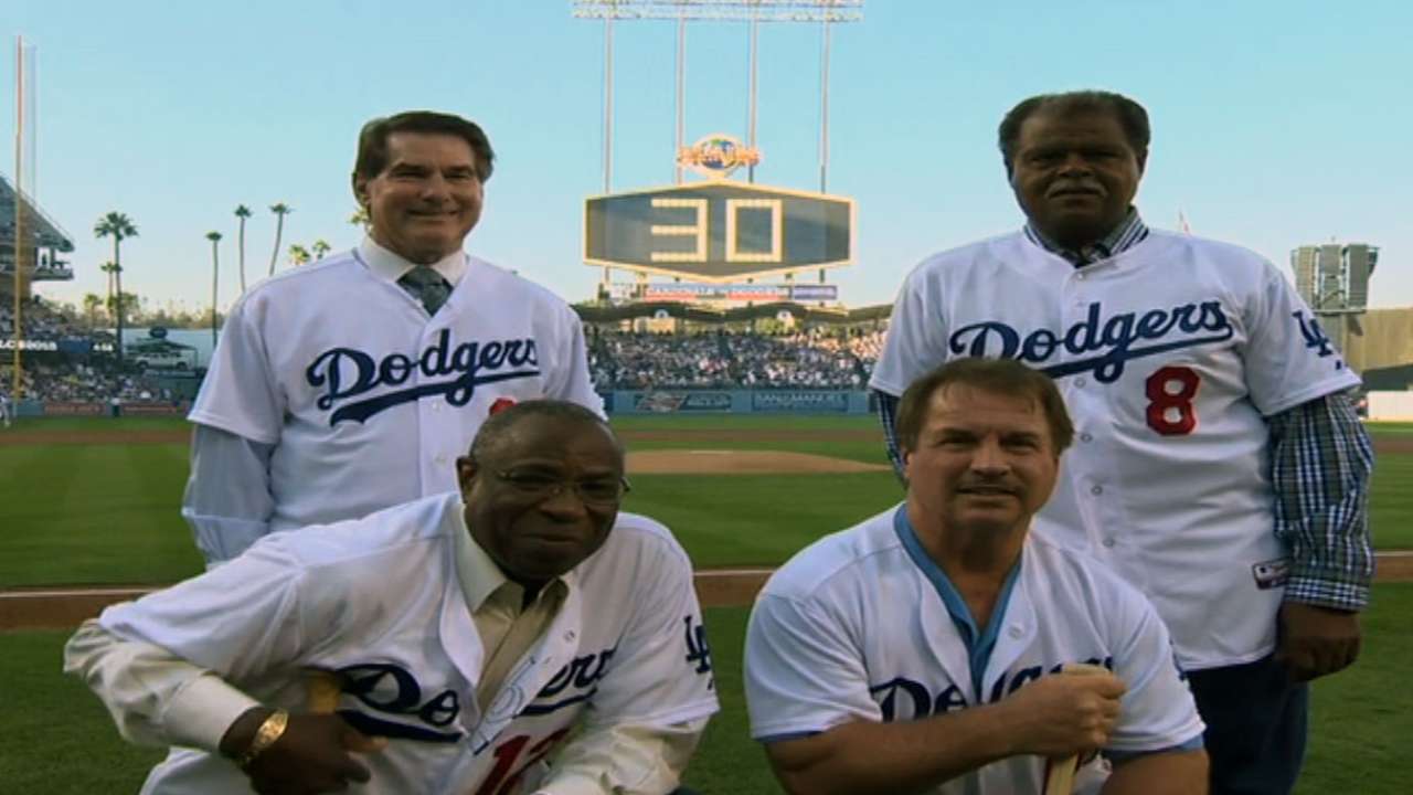 Baker to get Lasorda Award at star-studded event
