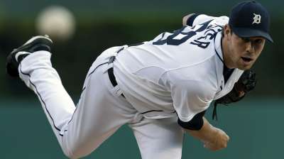 Fister to give Red Sox different look in Game 4