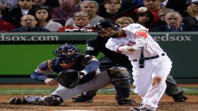 'Flyin' Hawaiian' flies around bases after historic slam