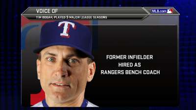 Rangers hire Bogar to be bench coach