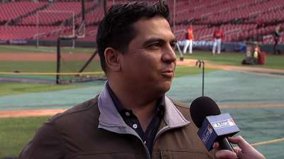 White Sox have deal with Cuban slugger Abreu