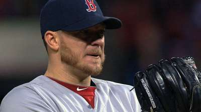Peavy navigates rough waters in Game 3