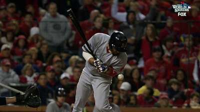 Victorino hopes back issue will clear up for Game 5