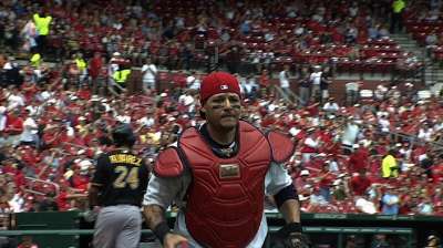 Molina, Waino team up again for Gold Glove Awards