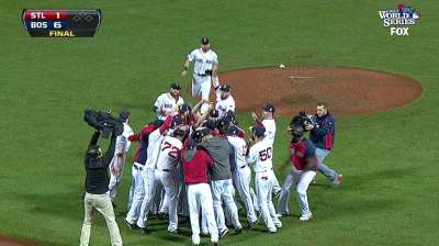 Boston domina a S.L. para coronarse campeón