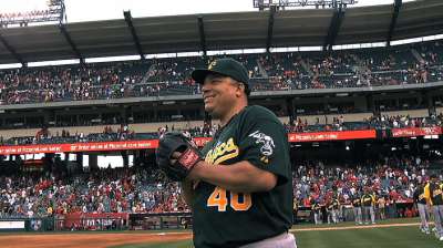 No qualifying offers by A's to Colon, Balfour