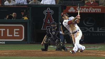 MLB Notebook: Trout's assault on record books