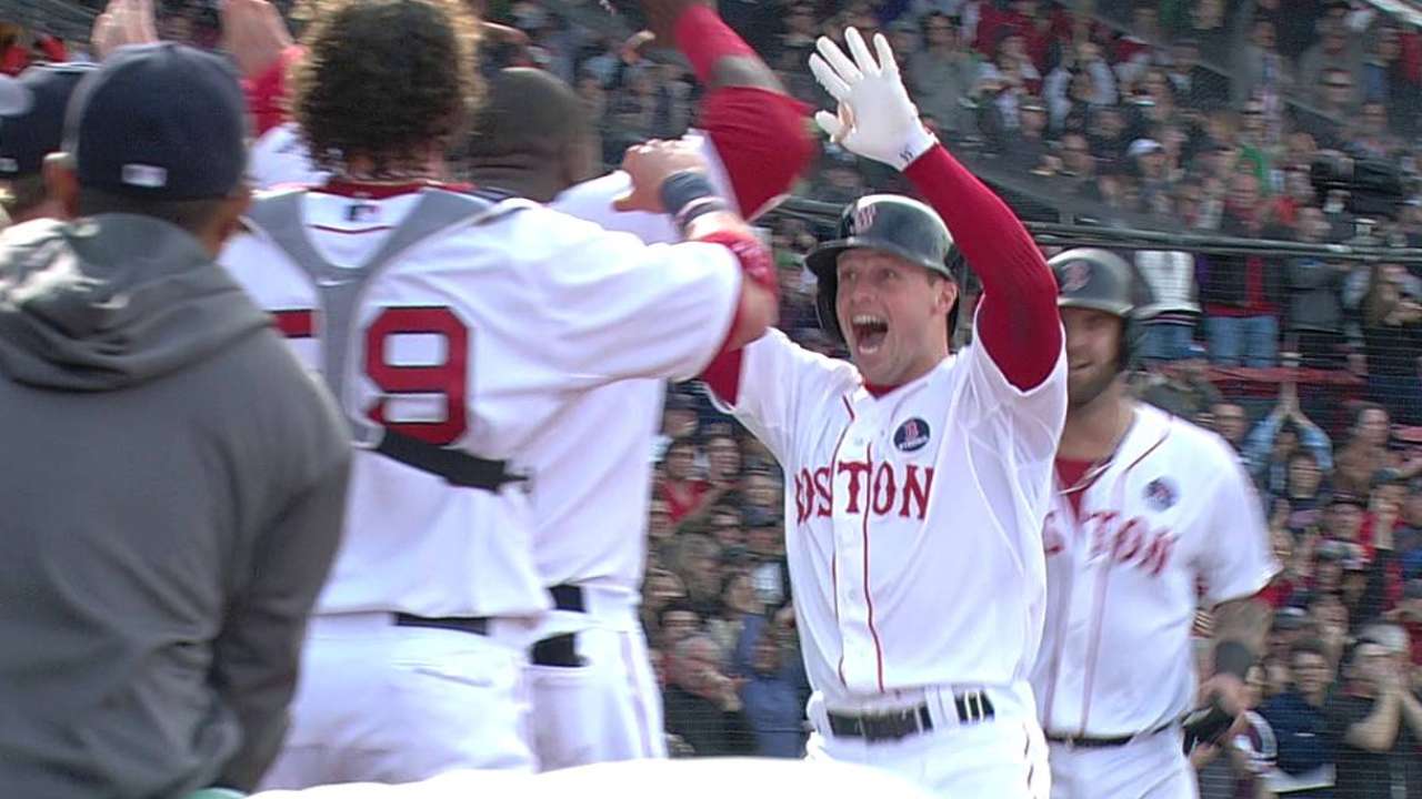Herrera's poor week continues in loss to Boston