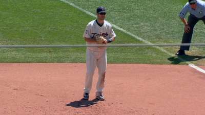 Mauer's injury, shaky staff define rocky season