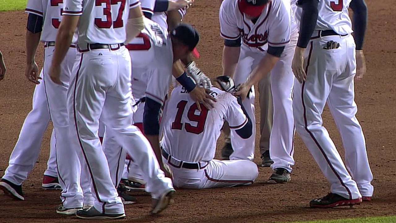 Braves win fourth straight on Simmons' walk-off hit