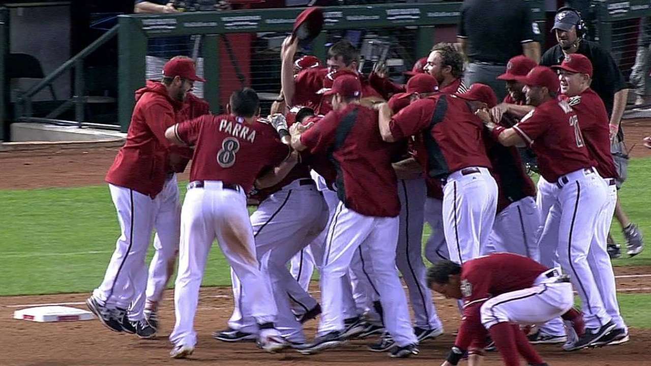Pennington define maratón de 16 innings en Arizona