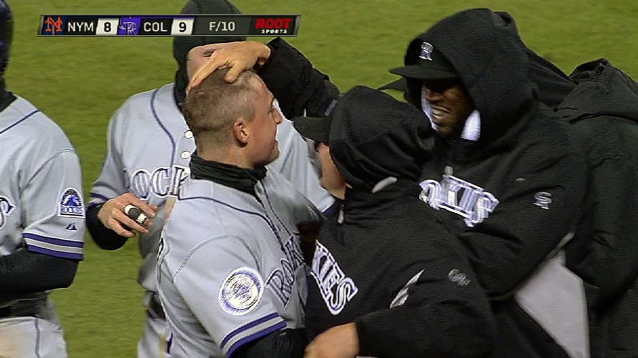 Rockies walk off in 10th to sweep doubleheader