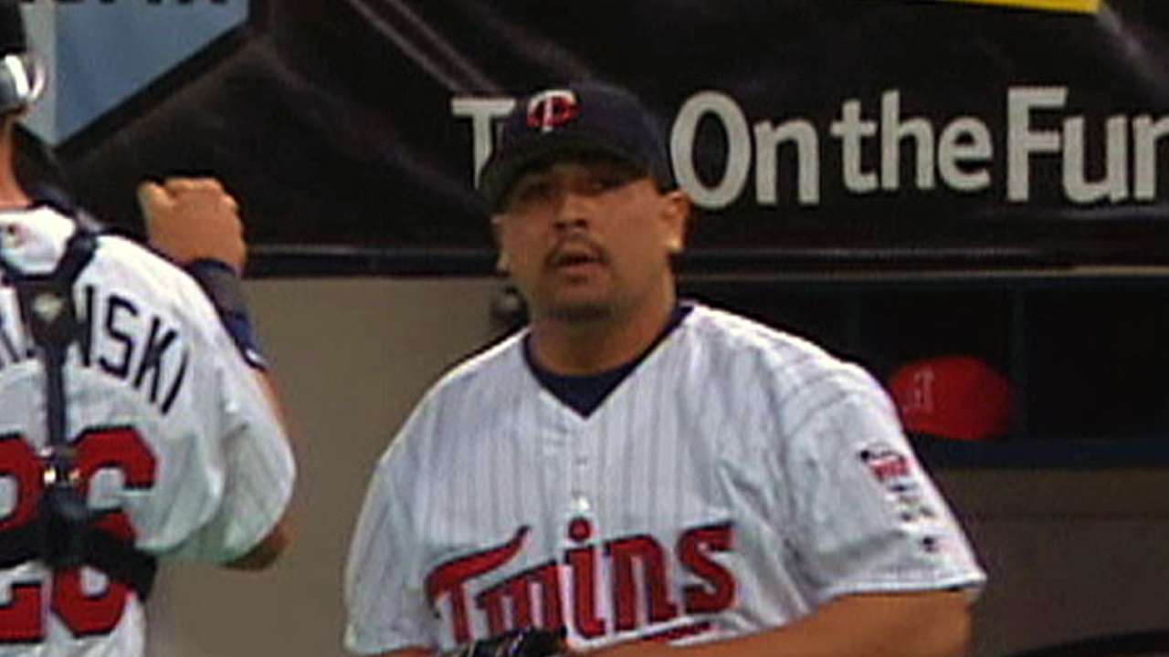Guardado, Mee elected to Twins Hall of Fame