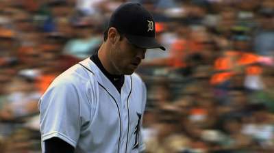 Nationals land Fister from Tigers for three players