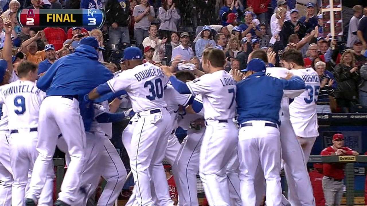 Perez, two other Royals win winter league awards