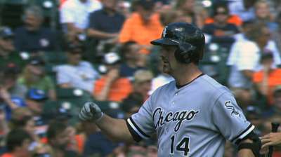 Konerko's return to South Side shows character