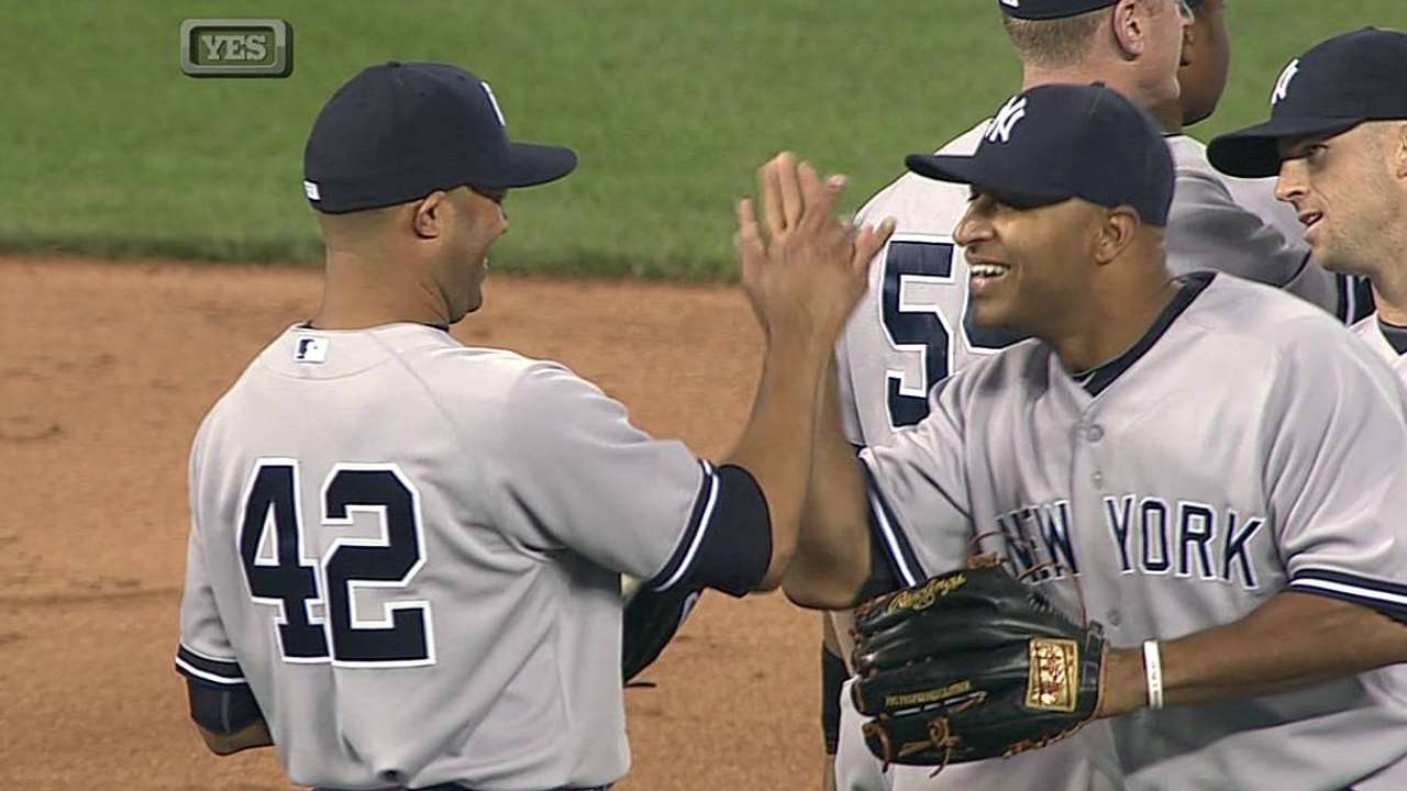 Pettitte, Wells claves en triunfo de Yankees vs. Reales