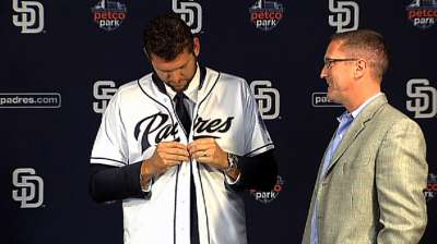 Padres line up bullpen upgrades at Meetings
