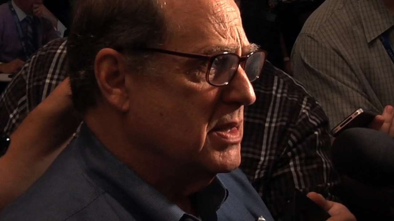Reinsdorf praises La Russa's Hall induction