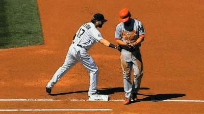 Helton wins GIBBY Award due to hidden-ball trick