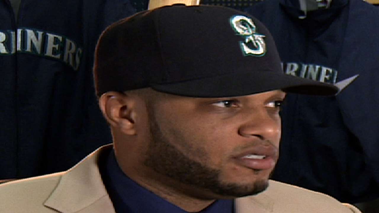 Cano, Walker headline lineup for Mariners FanFest