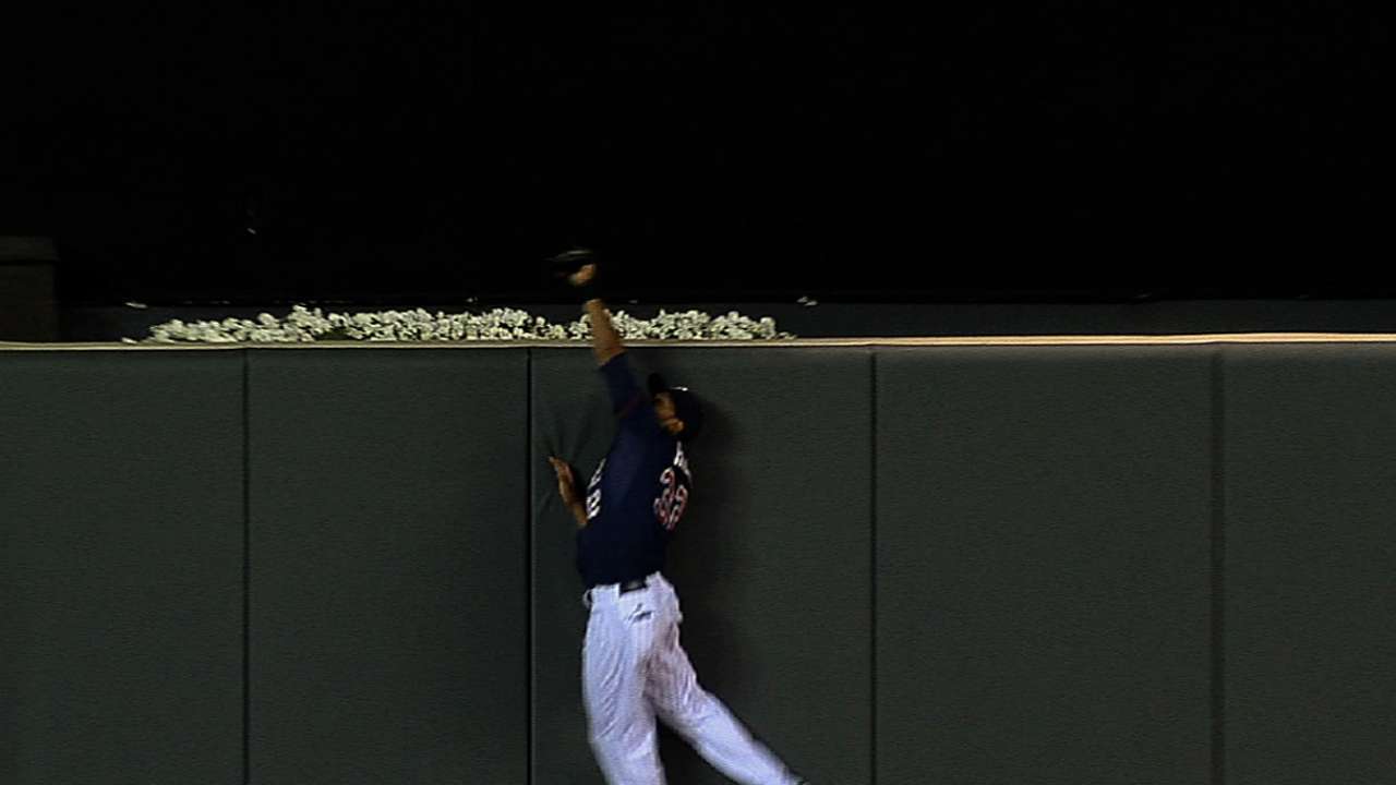 Hicks, Arcia rest due to minor injuries