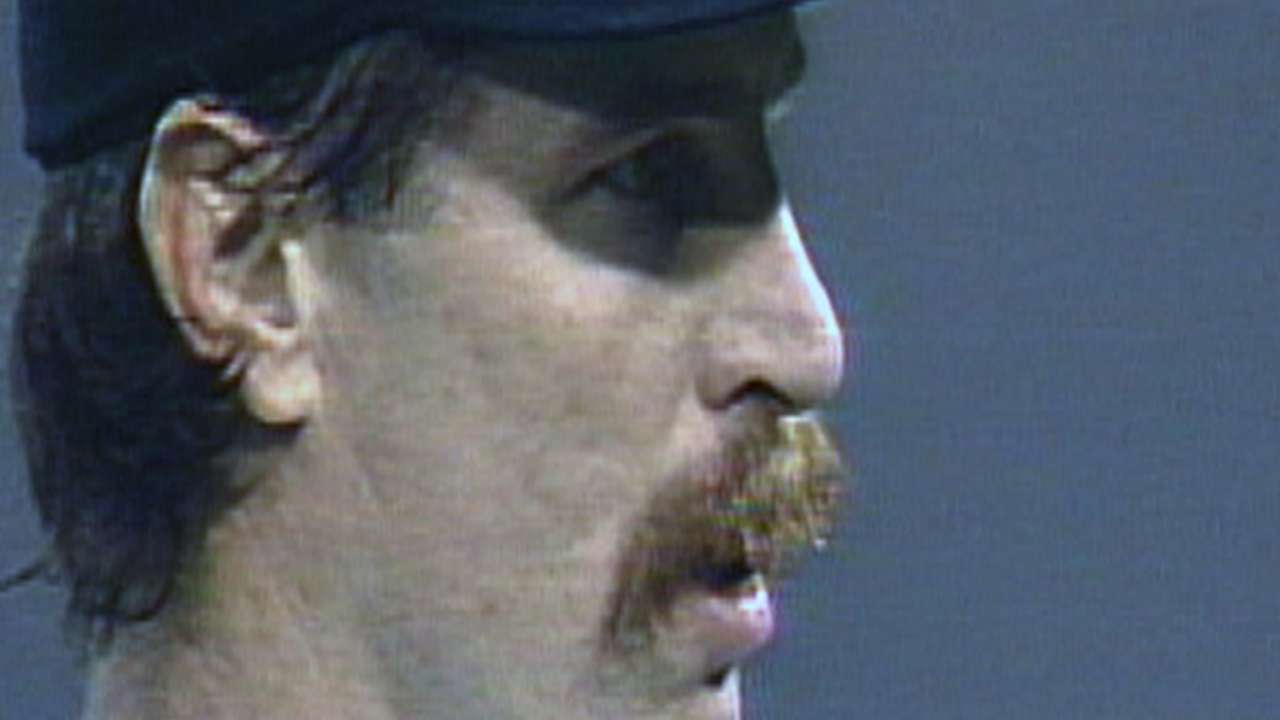 Morris goes the distance, but doesn't reach Hall