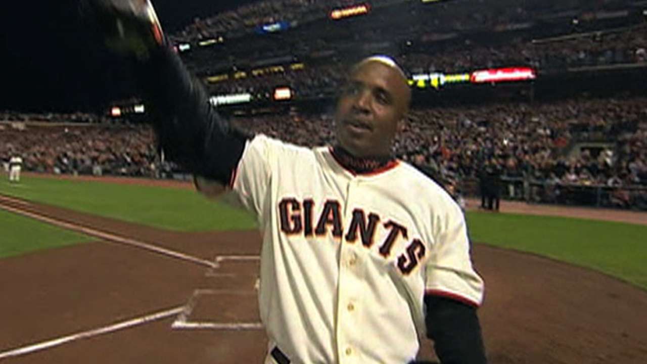 Bonds' support slips a bit in Hall of Fame voting