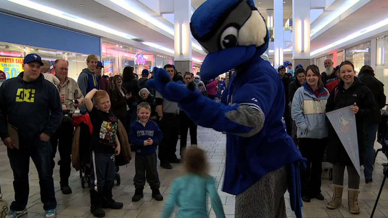 Blue Jays teach kids skills at London camp