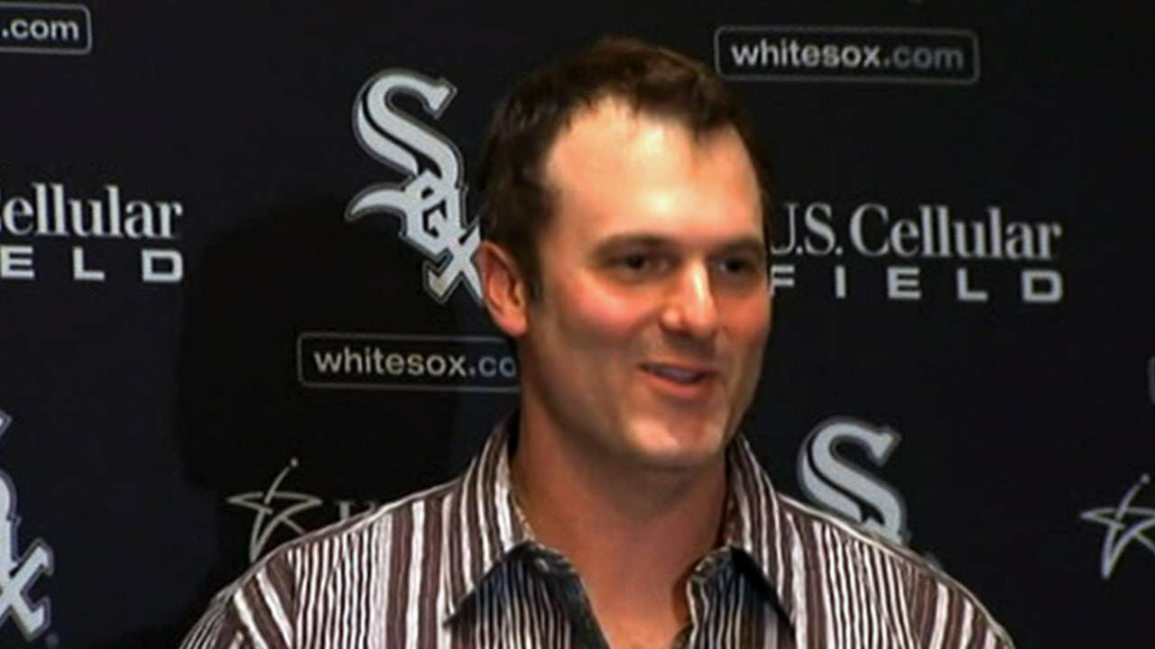 Konerko embraces leadership role in final year