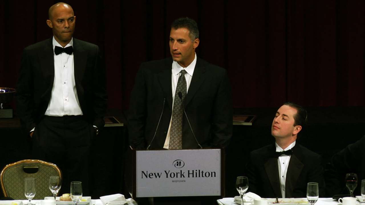Mo, Pettitte celebrated during BBWAA dinner