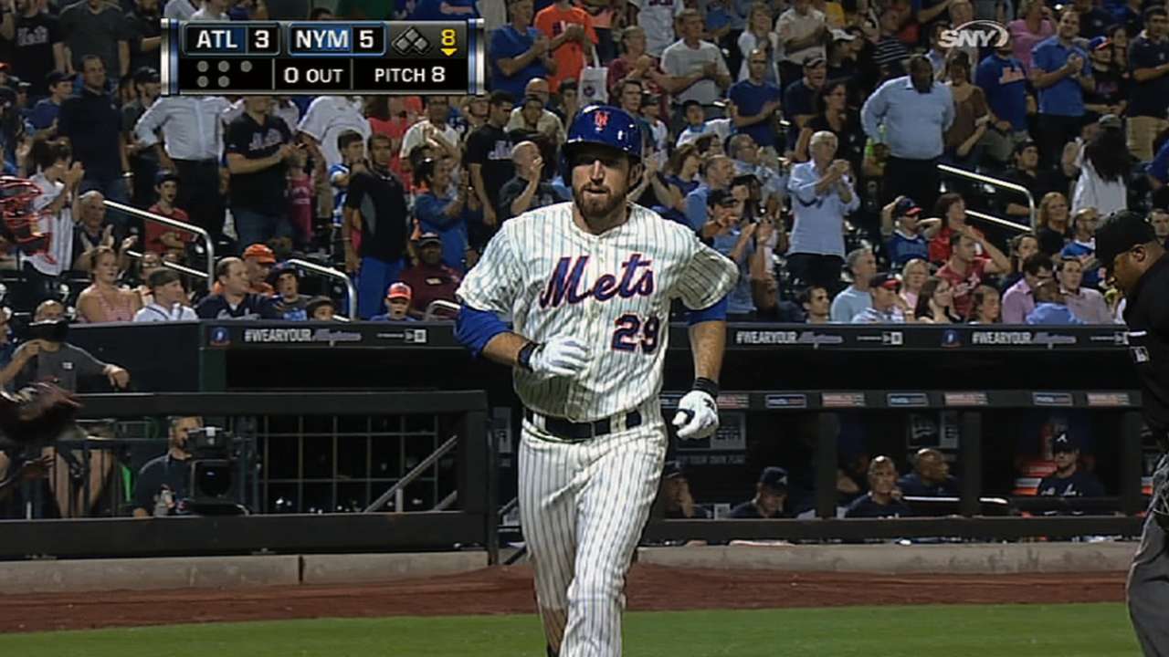 Ike vehemently disputes playing with injury