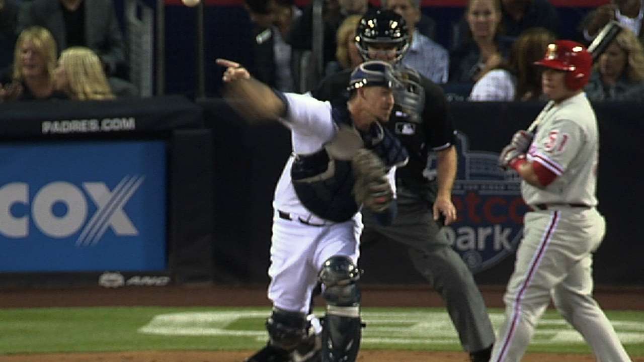 Grandal hustling to make Opening Day roster