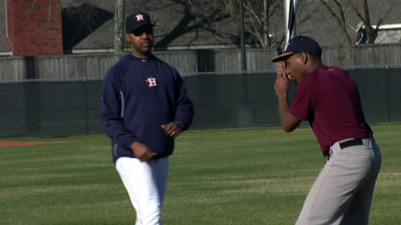Caravan stop in Alvin brings back memories for Ryan